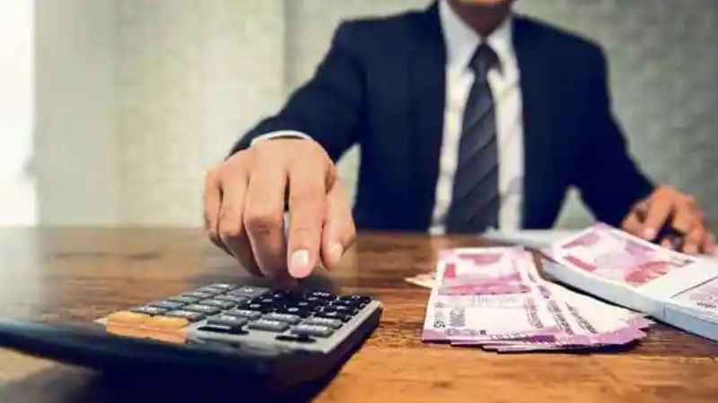 Consider these seven steps to generate an Emergency fund for a rainy day